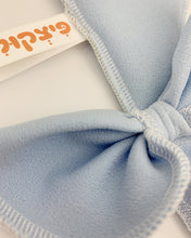 עפיפון קיר עם פרטי הבייבי - תכלת