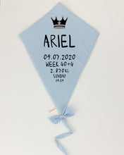 עפיפון קיר עם פרטי הבייבי - תכלת